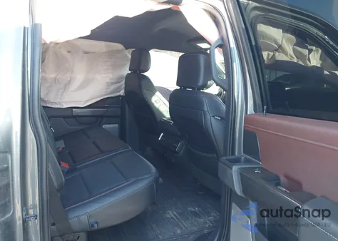 2023 Ford F-150 Lariat z USA, uszkodzony, nr VIN 1FTFW1ED8PFB63237